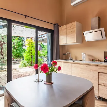 Villa Osez Adelaide